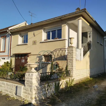 Marguerite, Au 1er- Chaumonty *